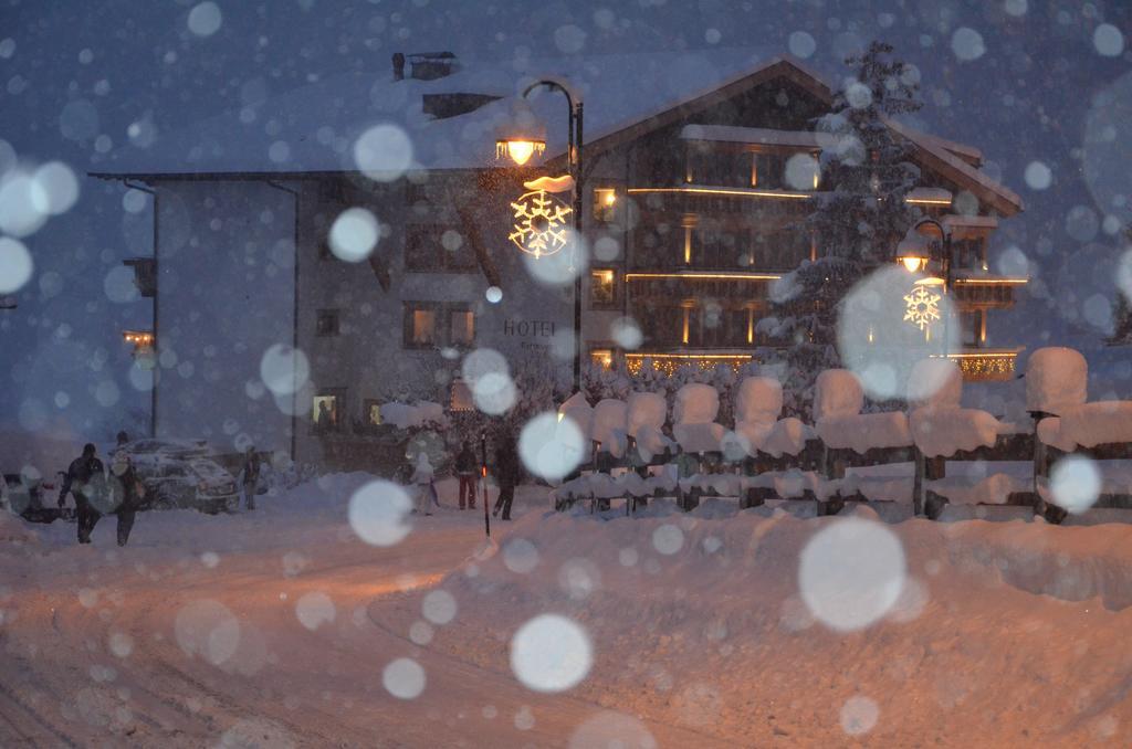 Sporthotel Zugspitze Lermoos Esterno foto