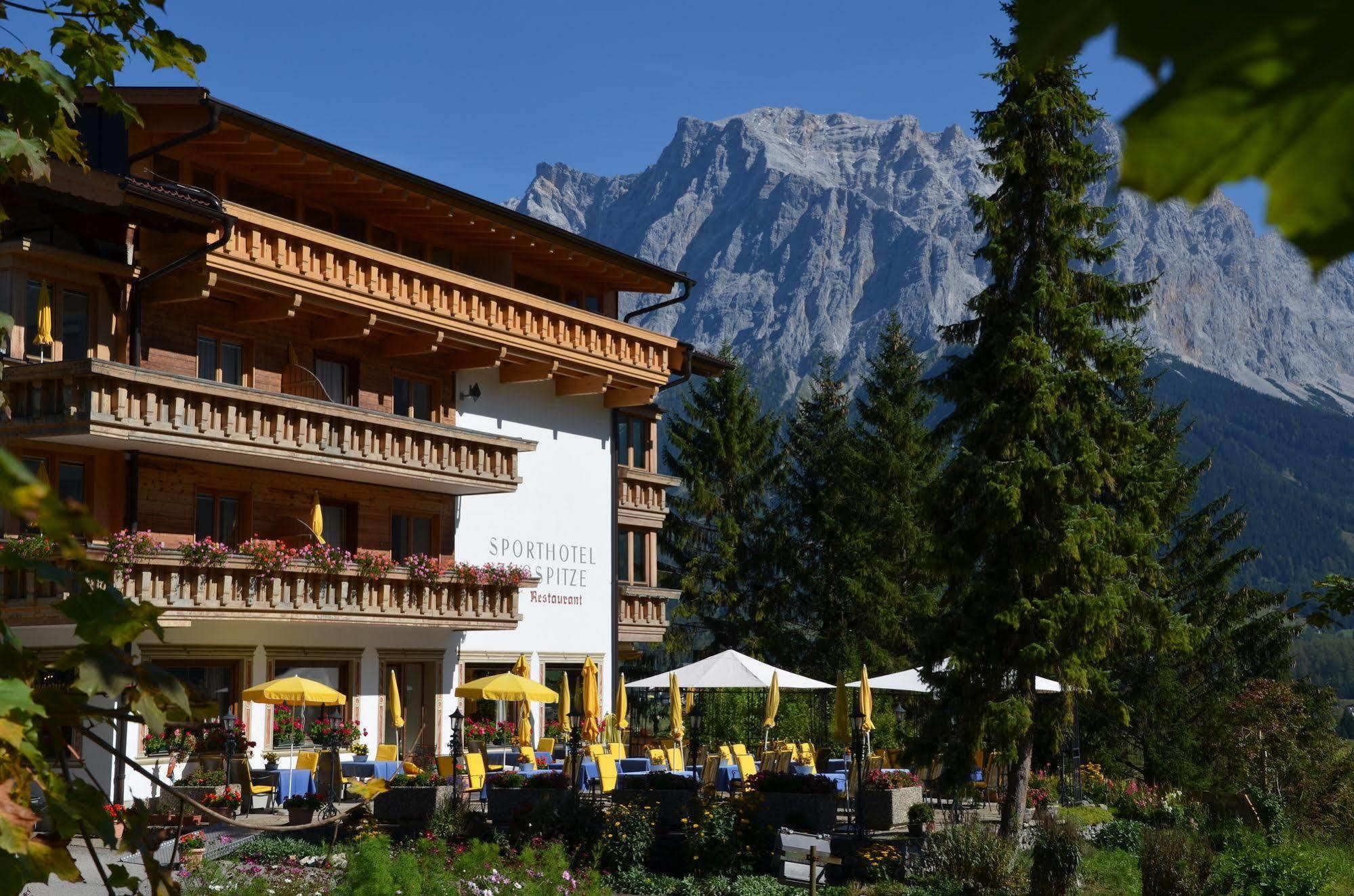 Sporthotel Zugspitze Lermoos Esterno foto
